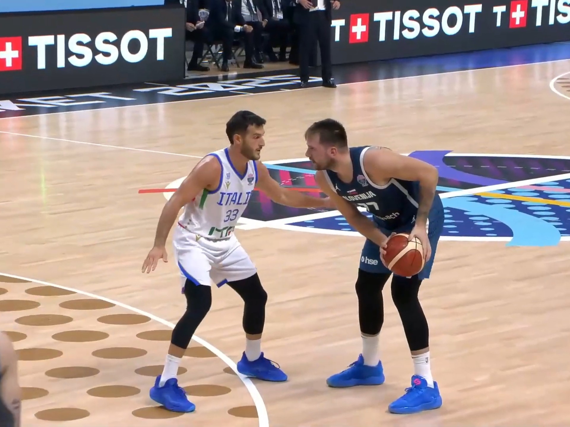 爱游戏体育注册登录入口包含东契奇连续十二场比赛得分超过连败,SKT挑战极限!的词条